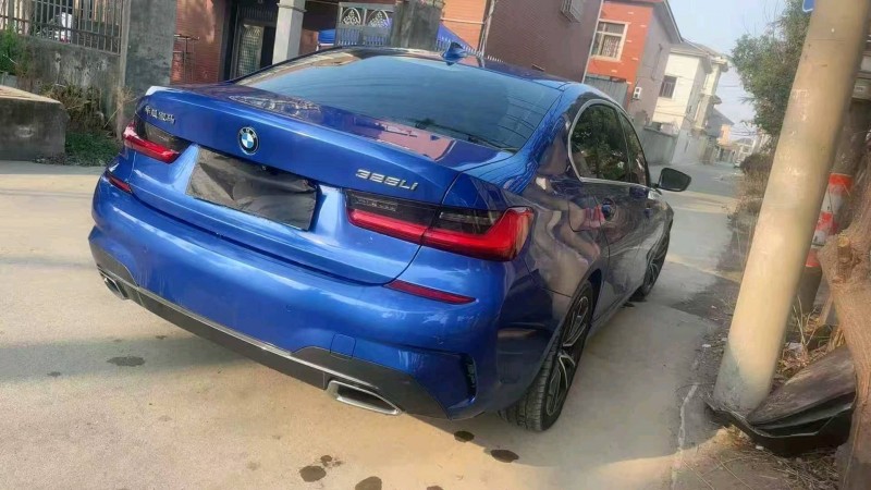 宁波20年宝马3系8