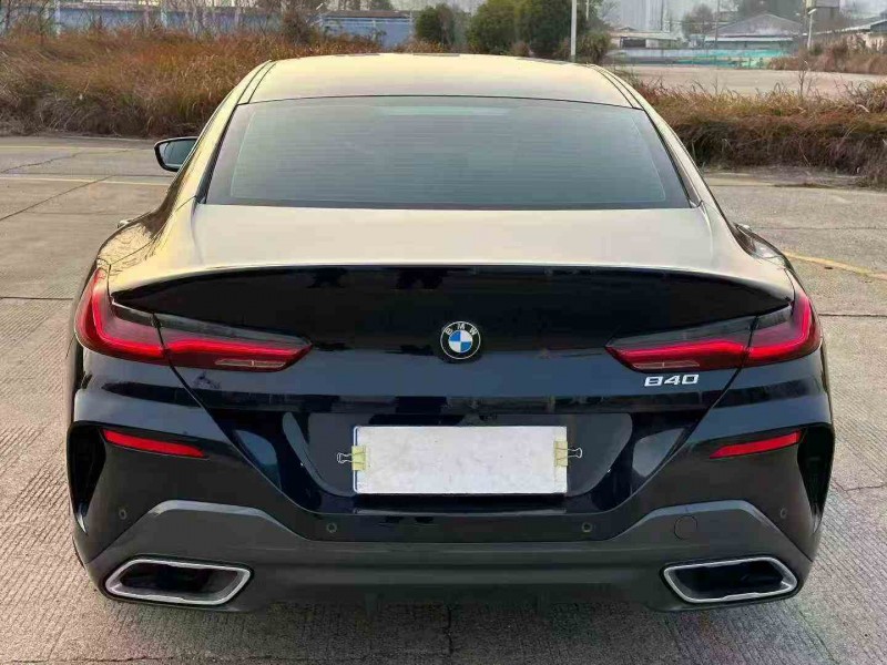 常德23年宝马8系8