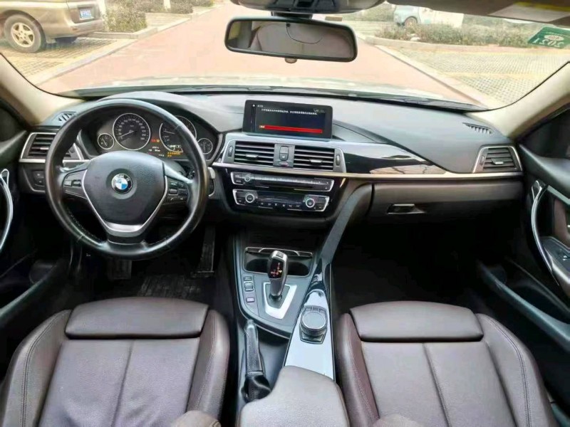 聊城19年宝马3系8