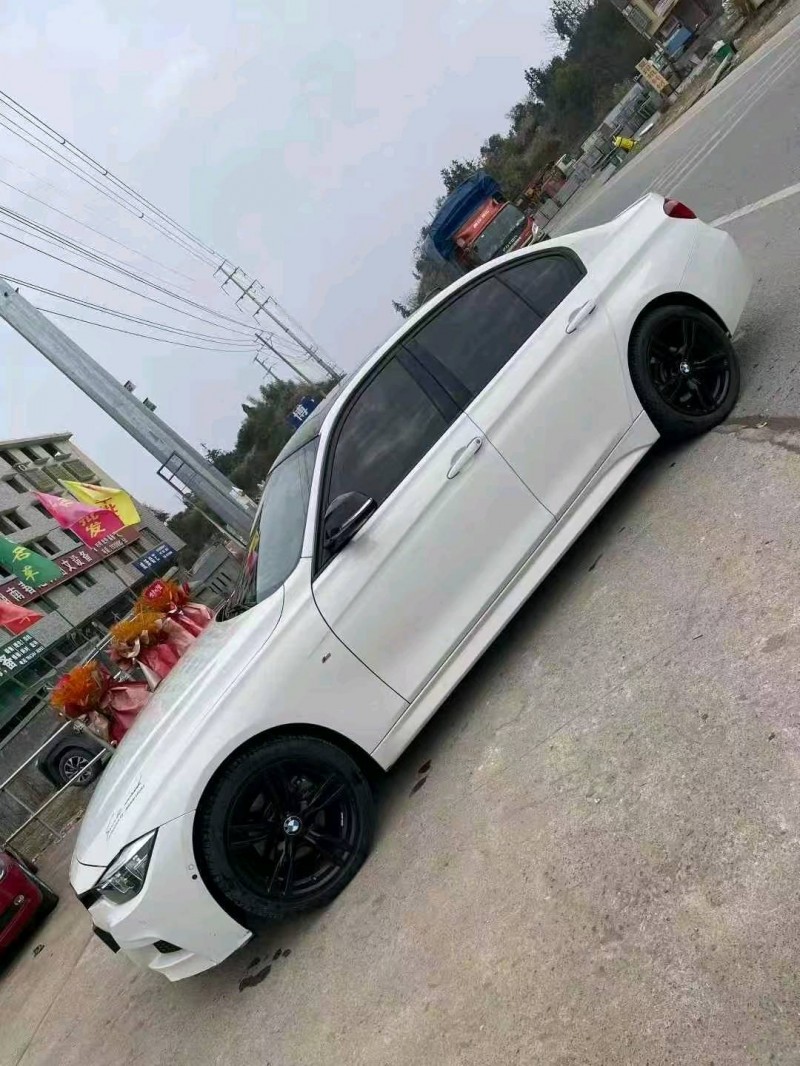 娄底19年宝马3系2