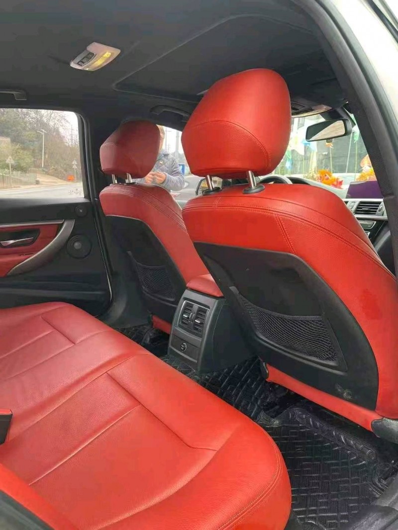 娄底19年宝马3系7