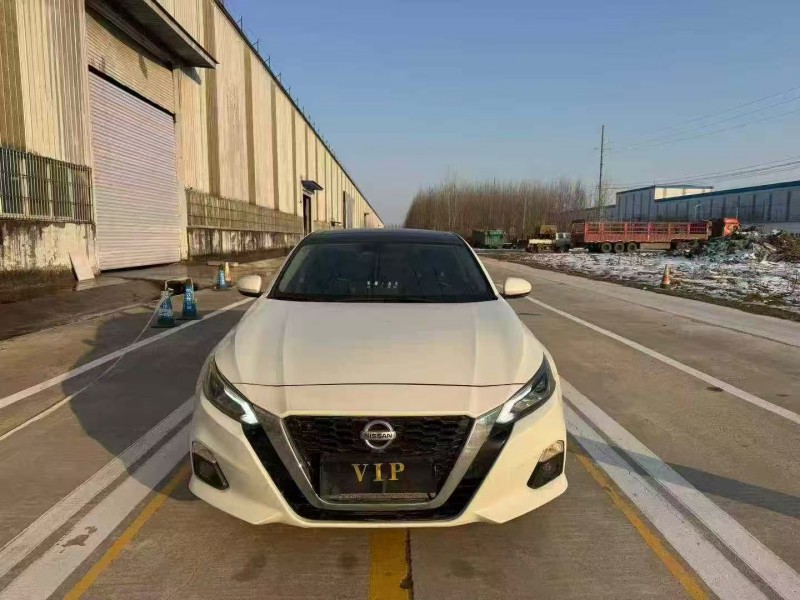 菏泽21年日产天籁1