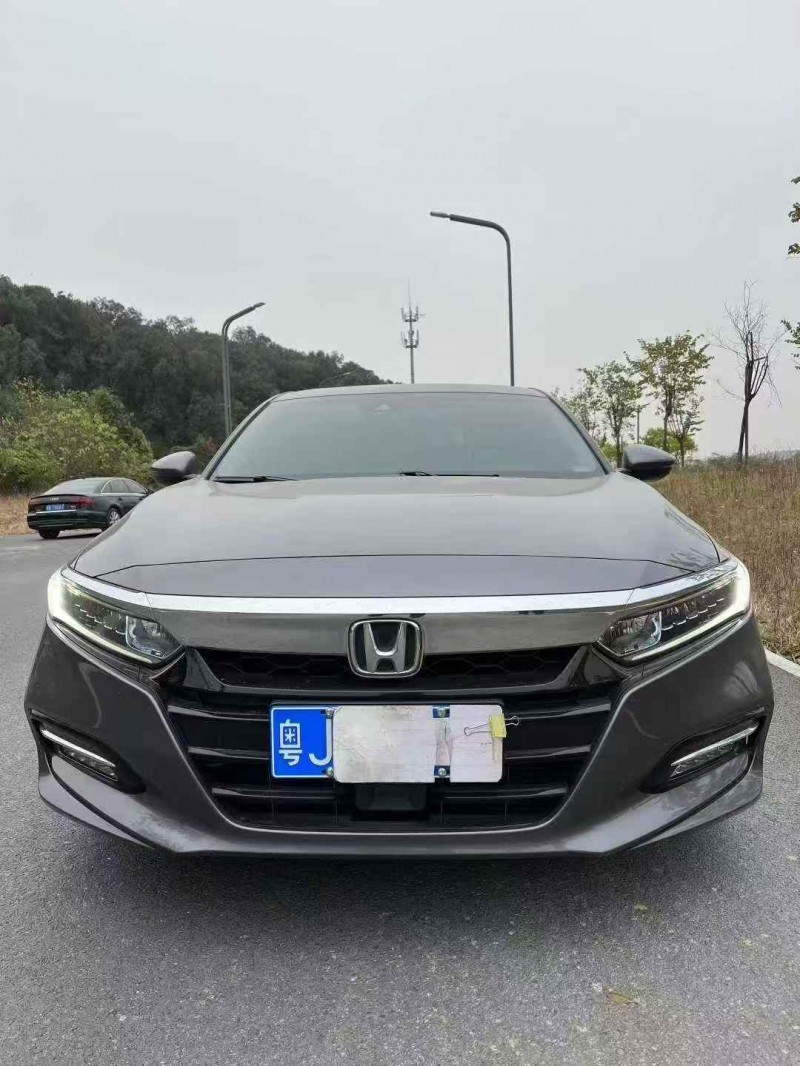 珠海20年本田雅阁1