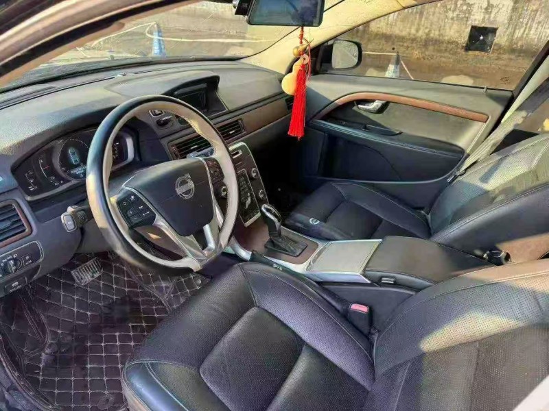 菏泽14年沃尔沃S80L4