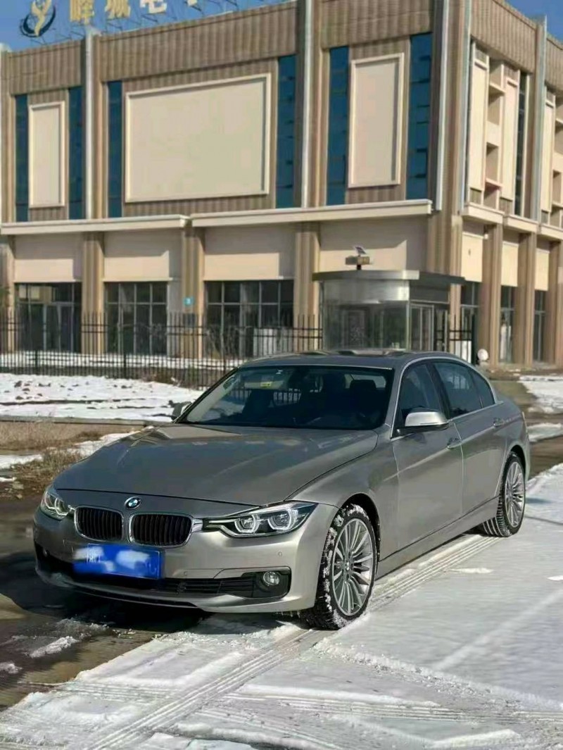 济宁19年宝马3系3