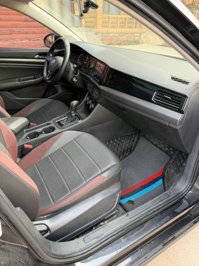 邢台19年大众宝来8