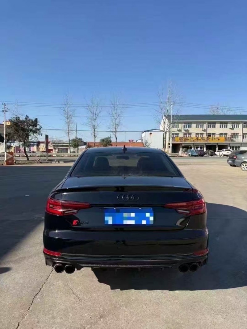 菏泽19年奥迪A4L8