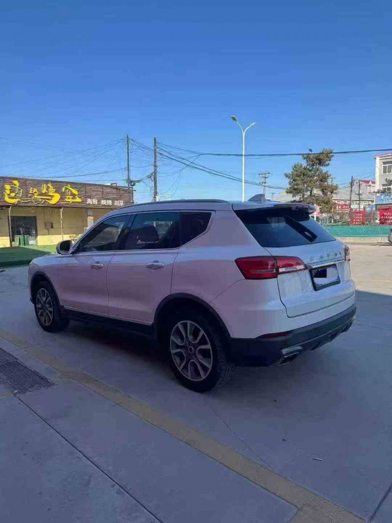 承德18年哈弗H77