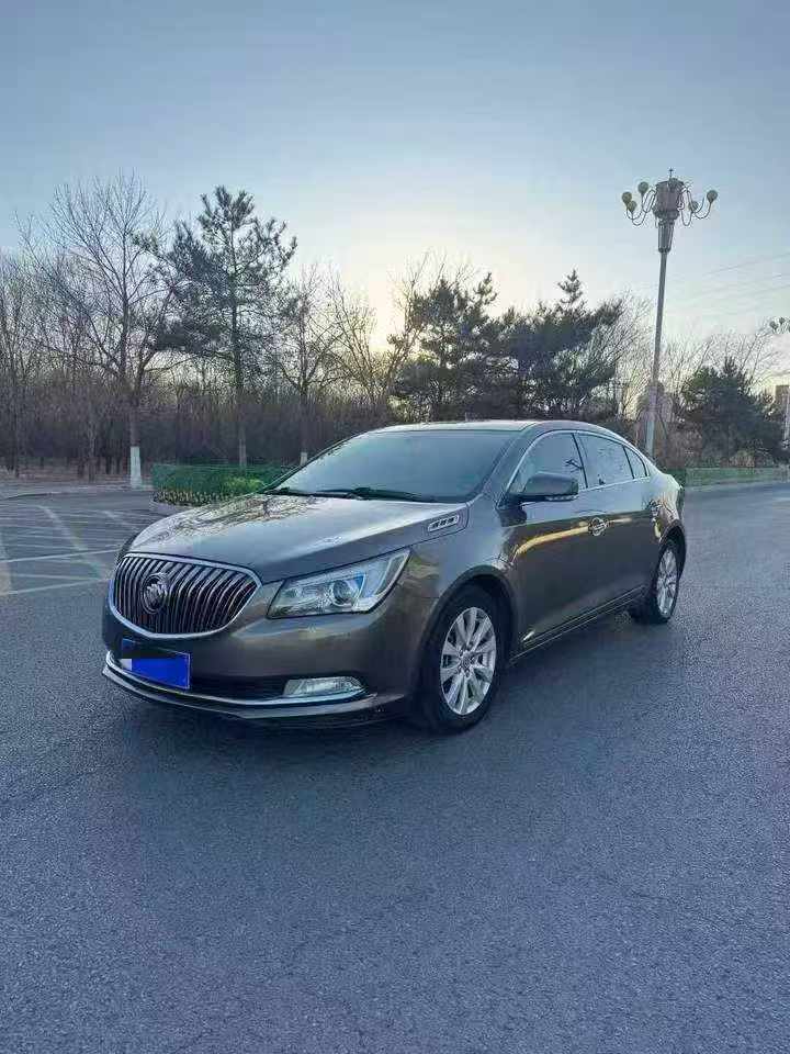 保定15年别克君越2