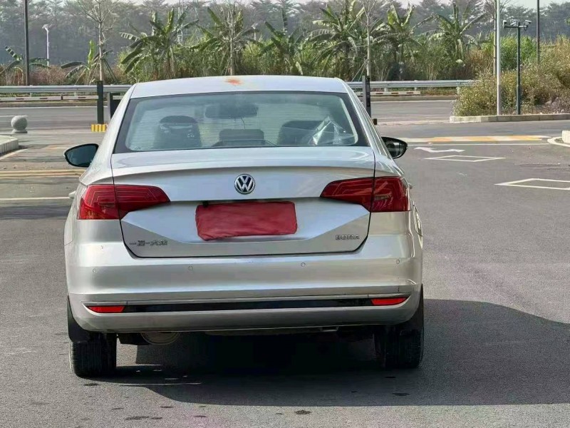 广州17年大众宝来4