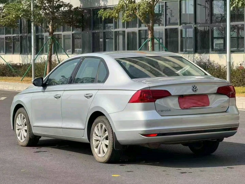 广州17年大众宝来5