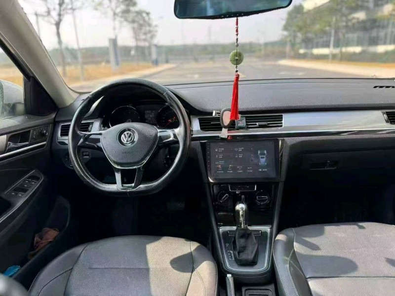 广州17年大众宝来7