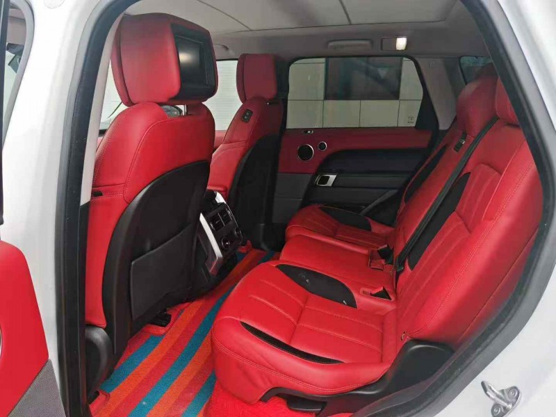 徐州21年路虎揽胜运动5