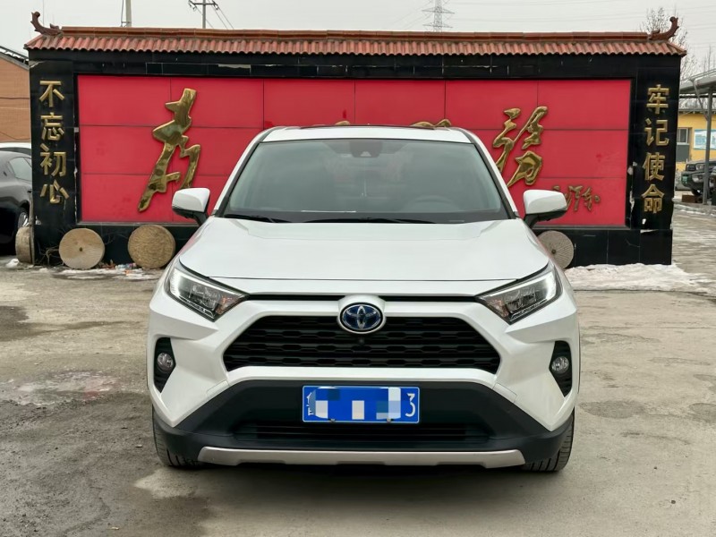 淄博23年豐田RAV4榮放1