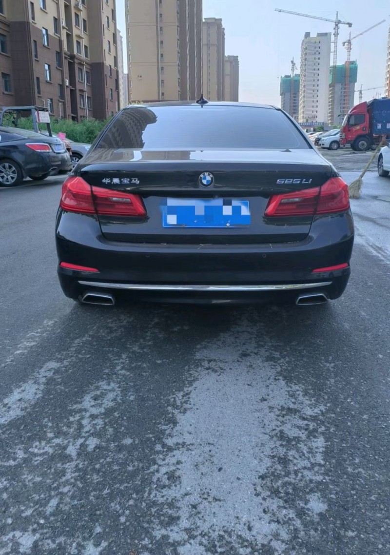 聊城18年宝马5系3