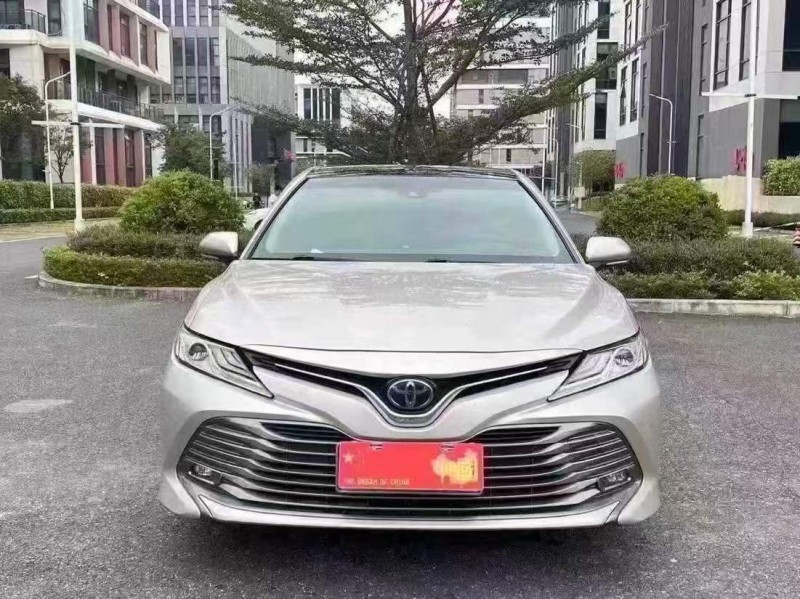 广州21年丰田凯美瑞1