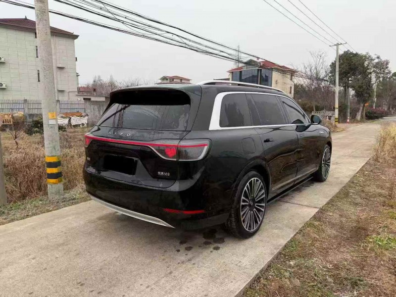 湖州24年华为智选问界8