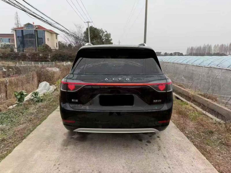 湖州24年华为智选问界9