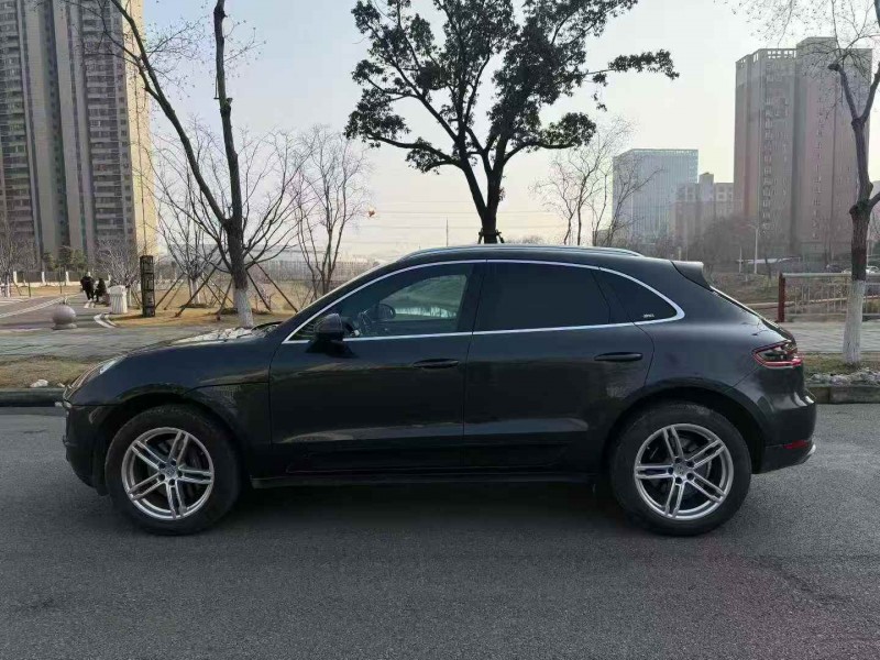 宜昌18年保时捷Macan6