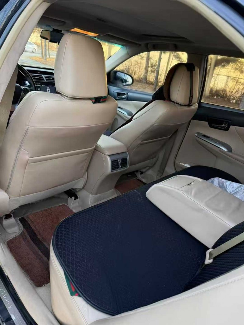 呼和浩特12年丰田凯美瑞3