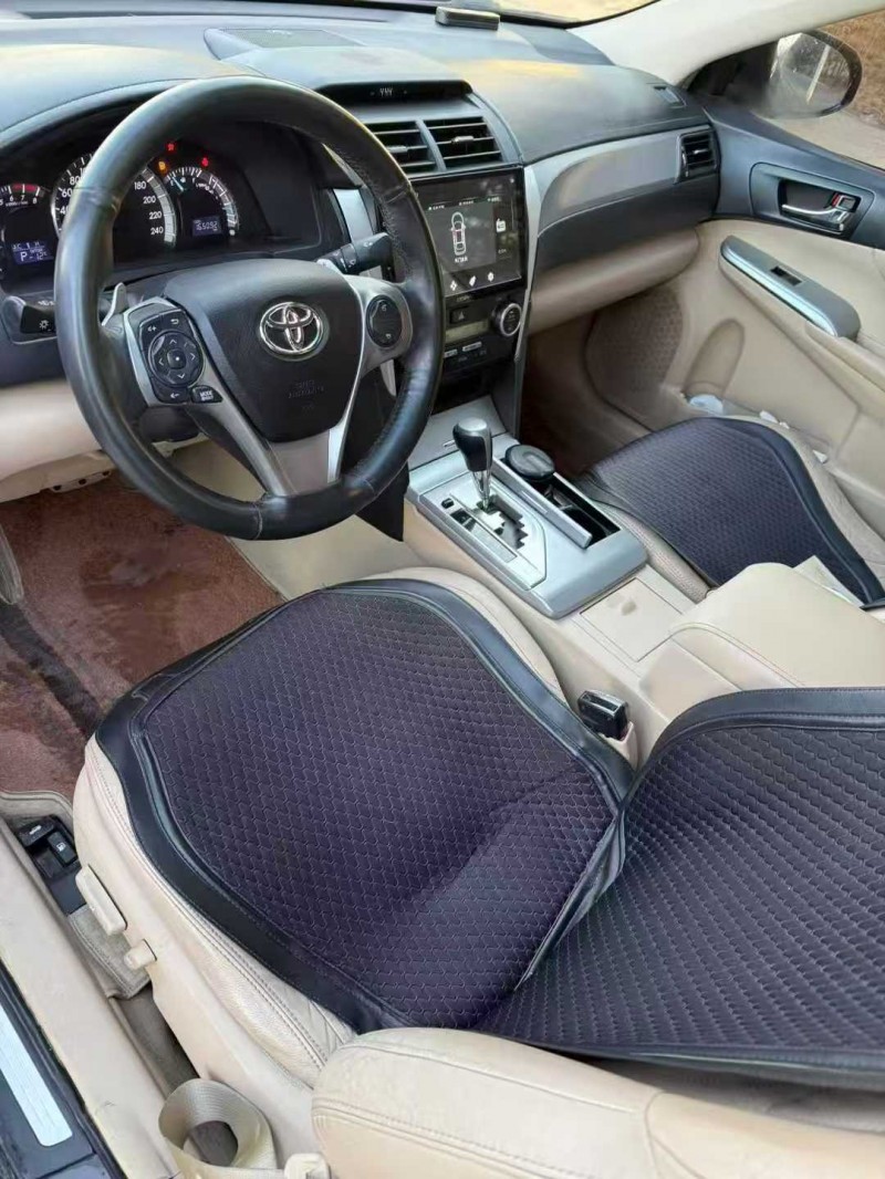 呼和浩特12年丰田凯美瑞4