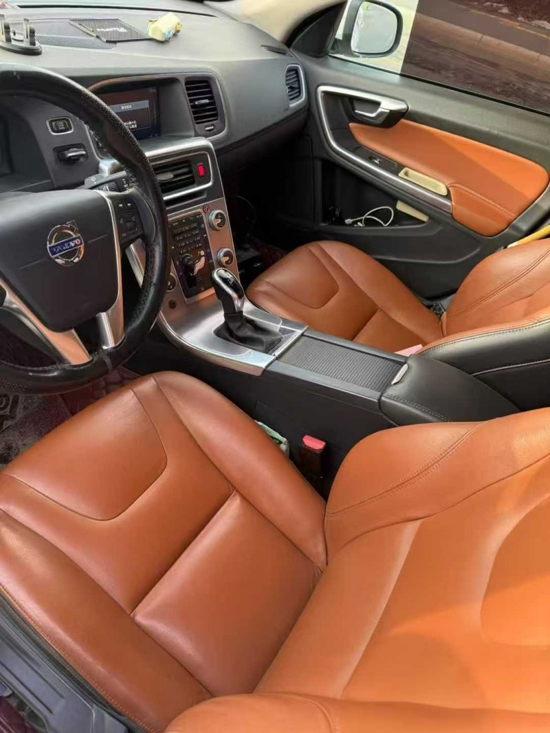 呼和浩特16年沃尔沃S60L4