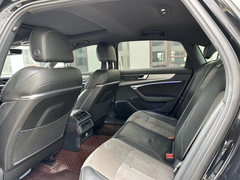 青岛19年奥迪A6L4