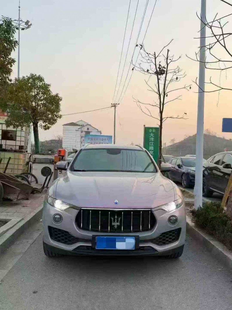 常德17年玛莎拉蒂Levante1