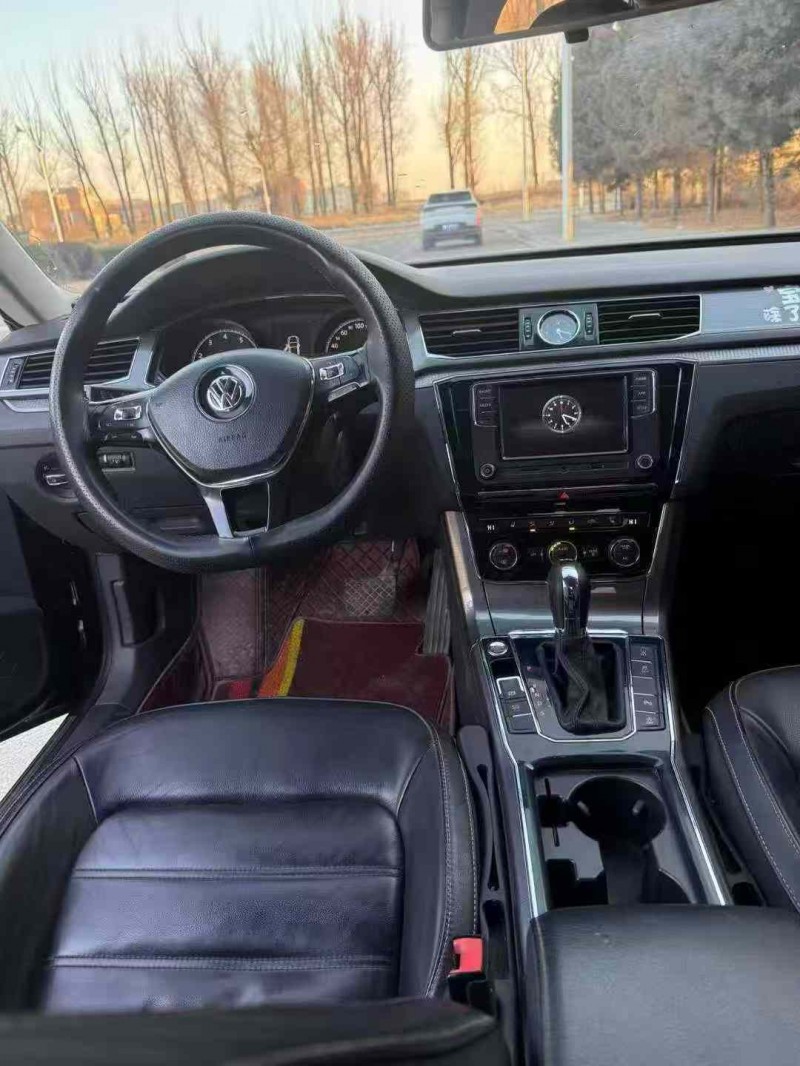 呼和浩特17年大众帕萨特6