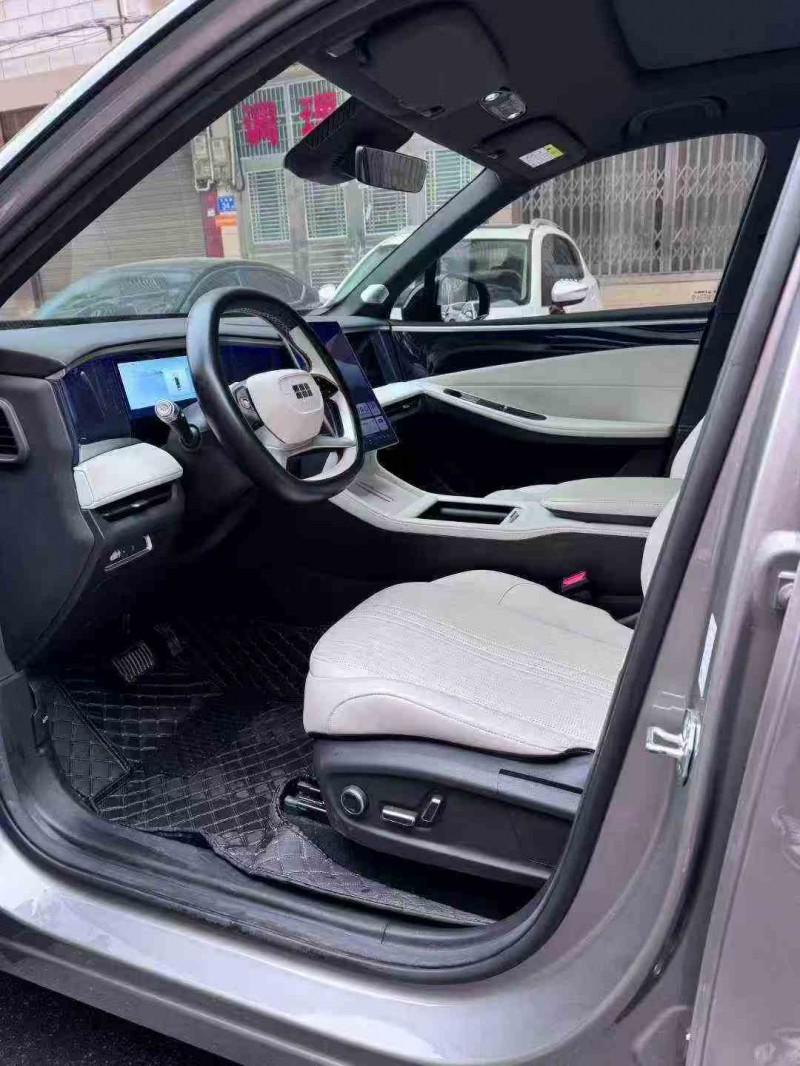 张家界24年吉利银河4