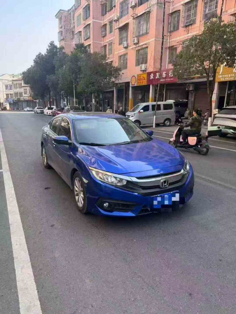 常德17年本田思域3