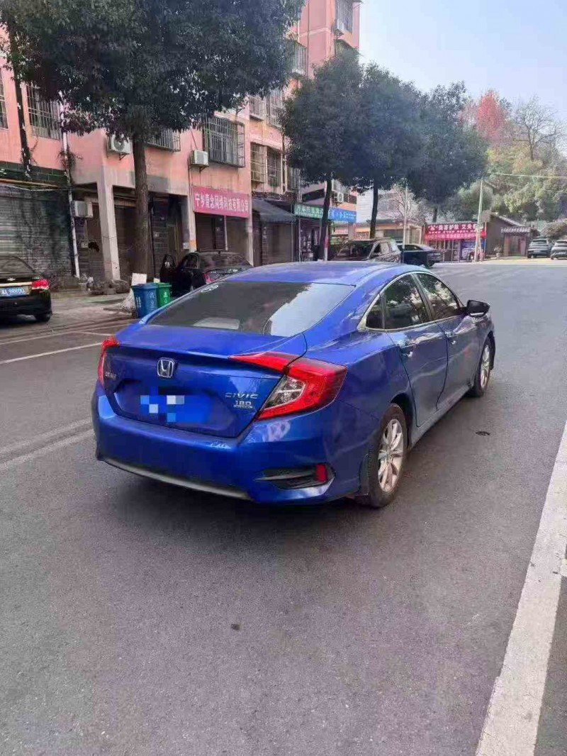 常德17年本田思域7