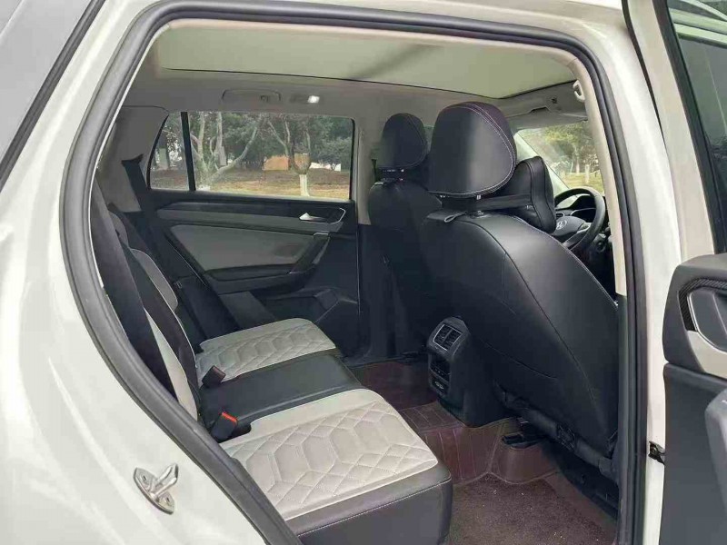 邵阳23年大众探岳6