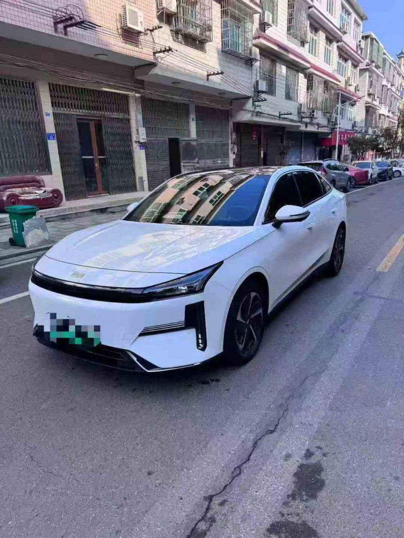 常德23年吉利银河3