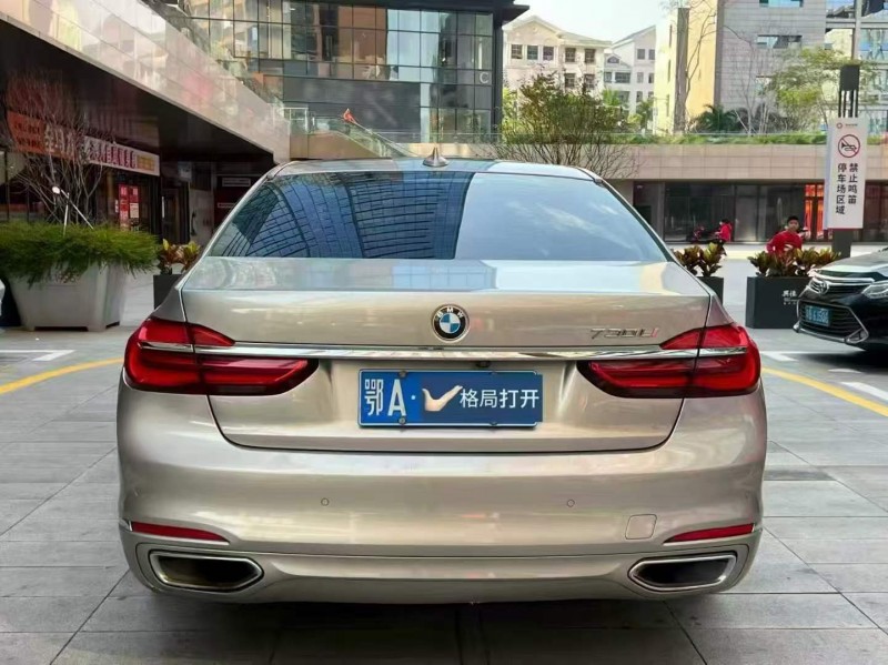 广州16年宝马7系9