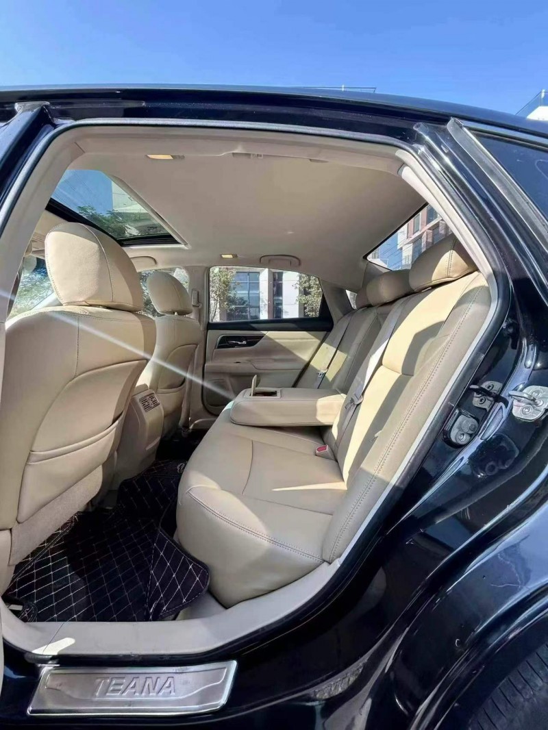 广州15年日产天籁6