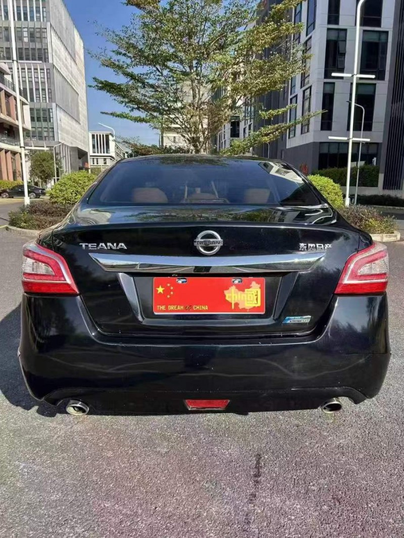 广州15年日产天籁8