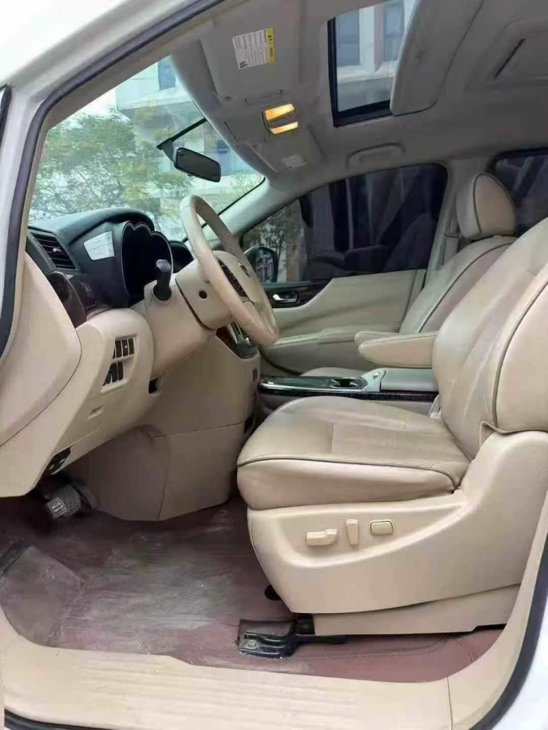 广州15年日产贵士5