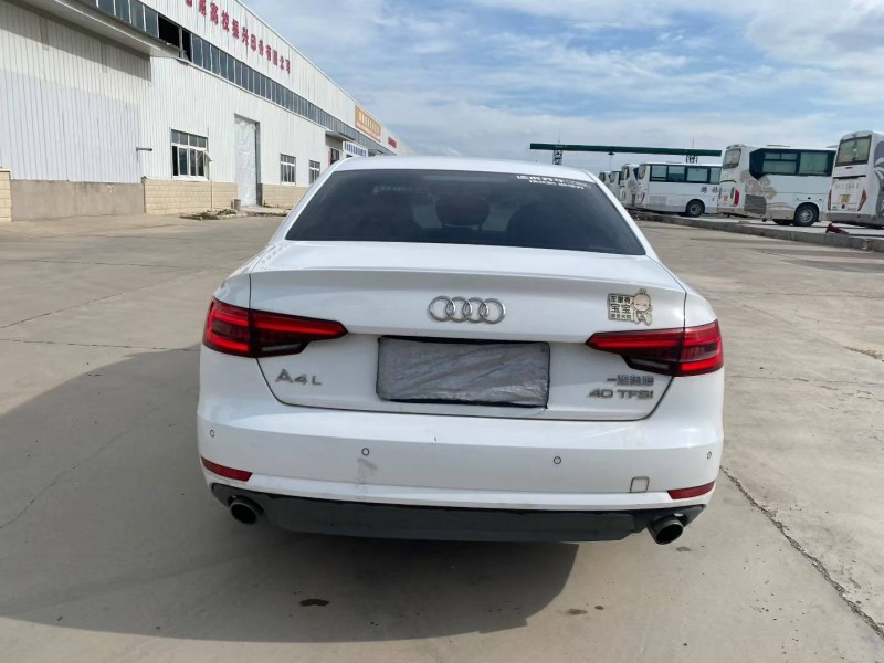 兰州17年奥迪A4L8
