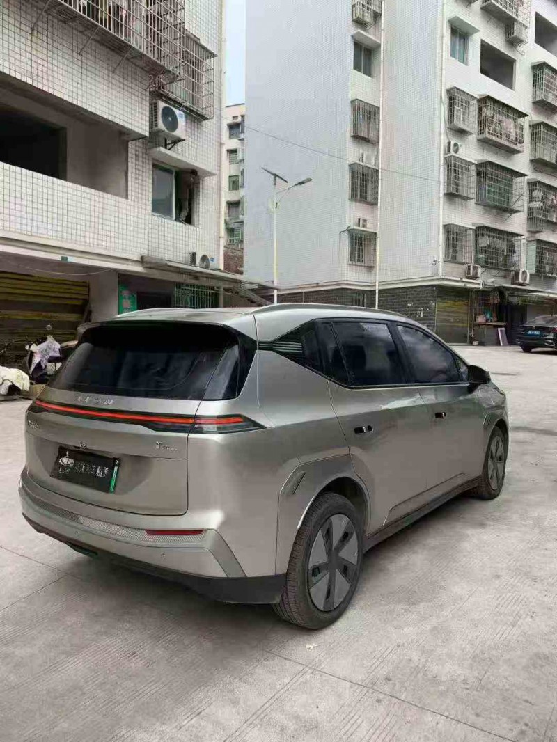 张家界24年传祺埃安Y7