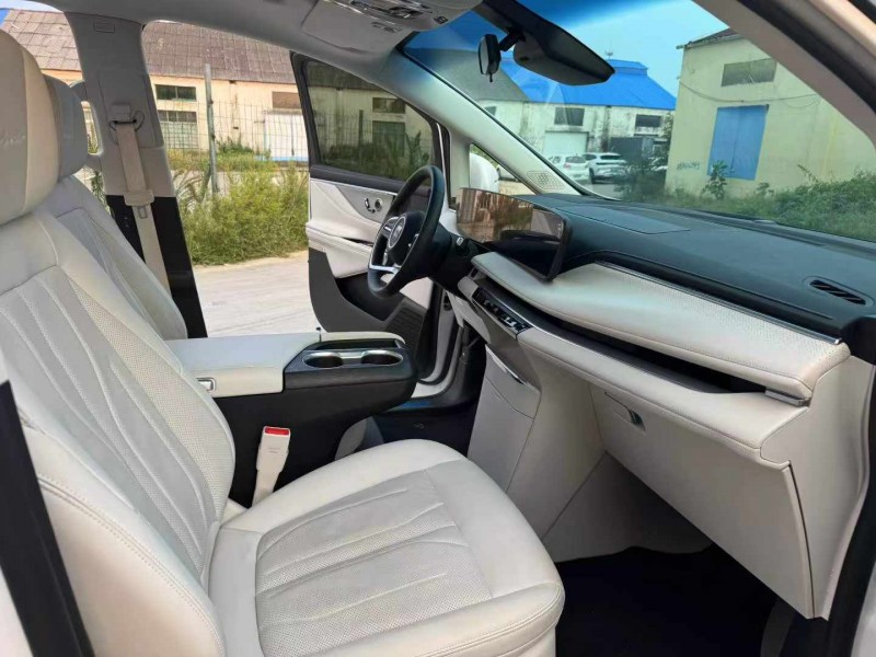 徐州25年别克GL84