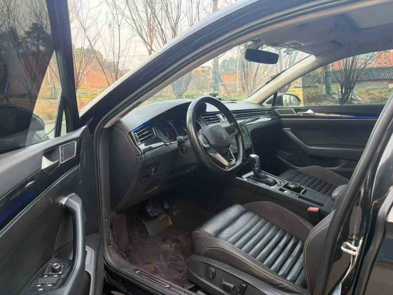 张家界22年大众迈腾6