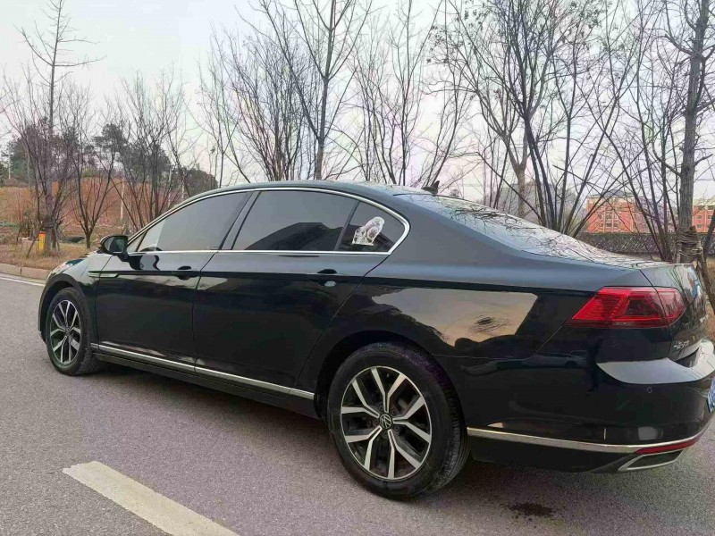 张家界22年大众迈腾7