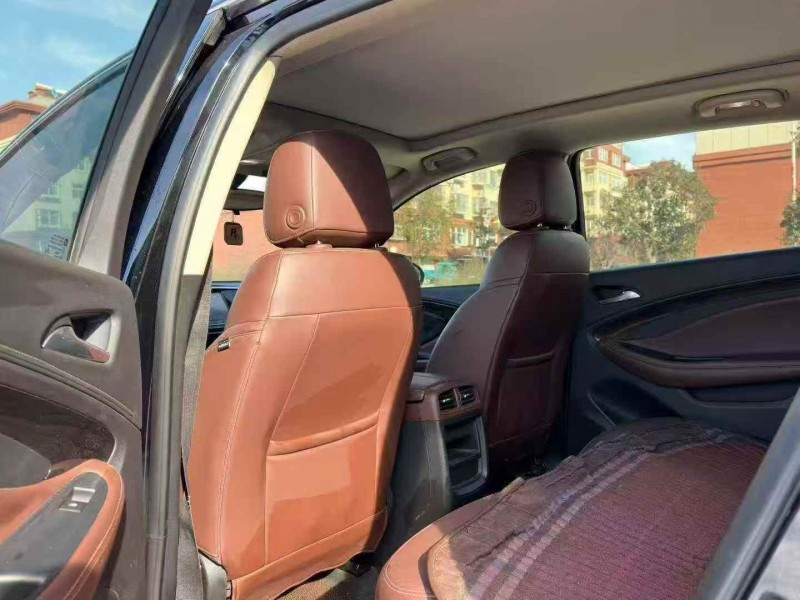 济南17年别克昂科威6