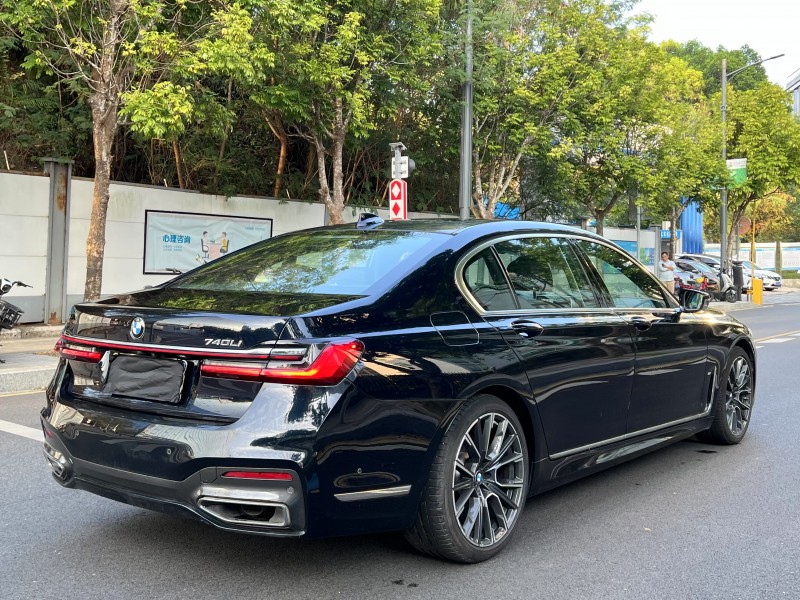 深圳20年宝马7系7