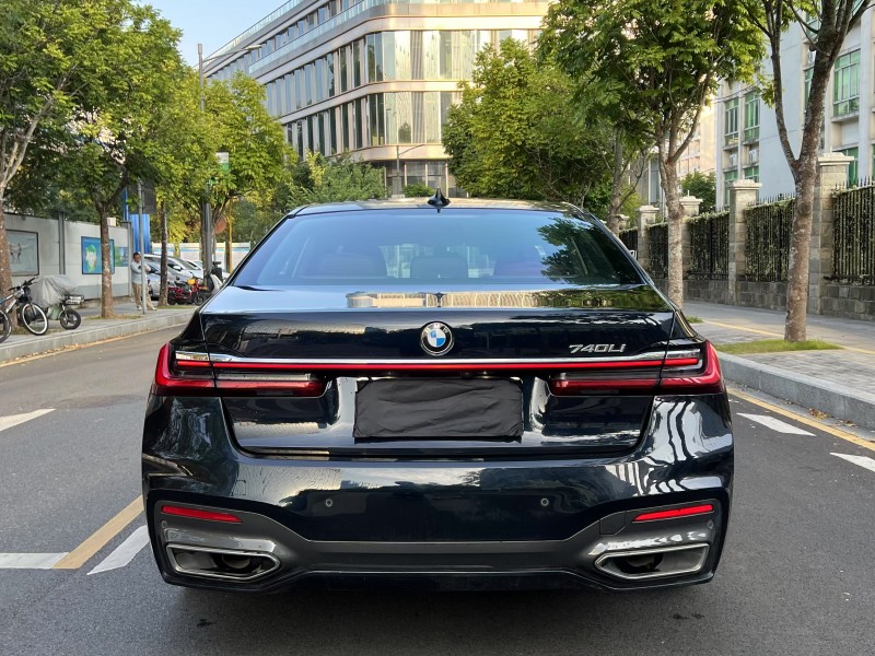 深圳20年宝马7系9