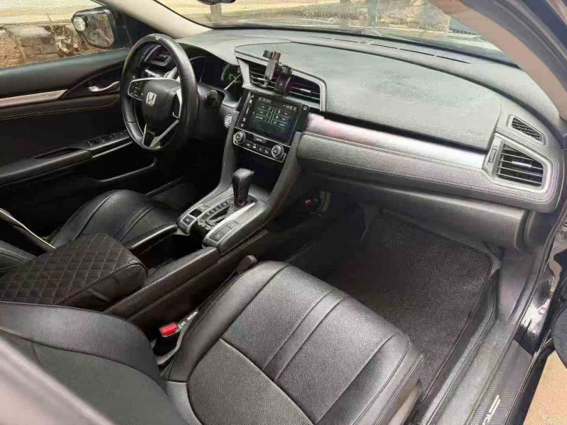 邵阳19年本田思域5