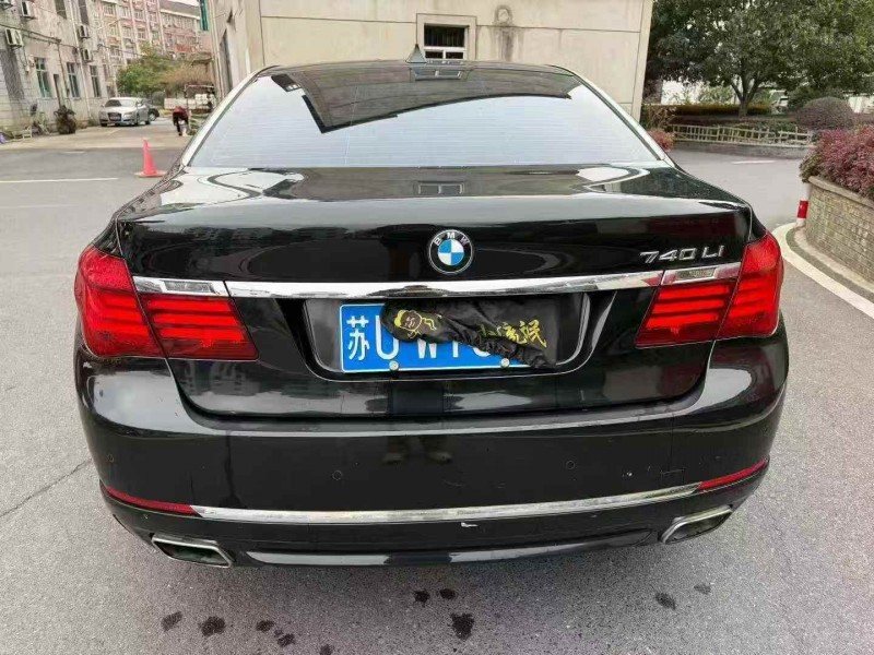 嘉兴14年宝马7系8