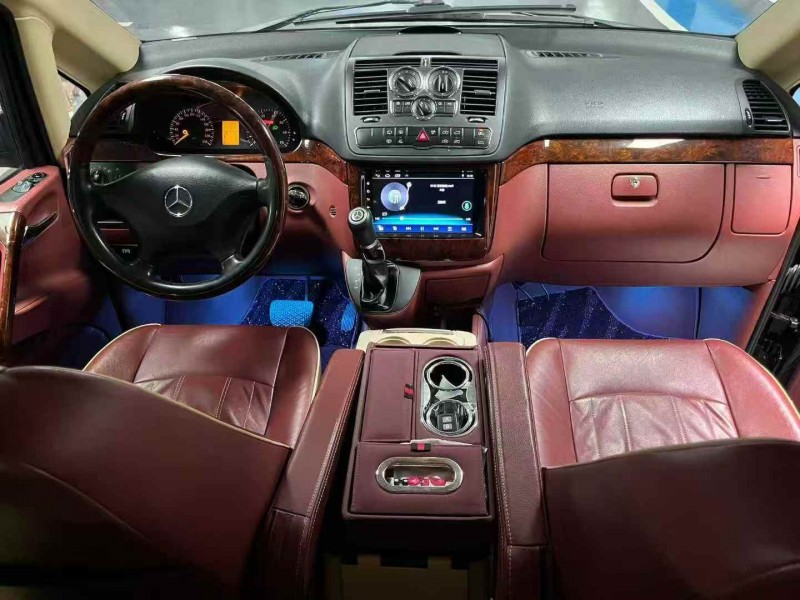 宜昌16年奔驰威霆5