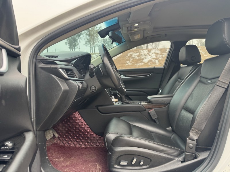 濮阳19年凯迪拉克XTS7